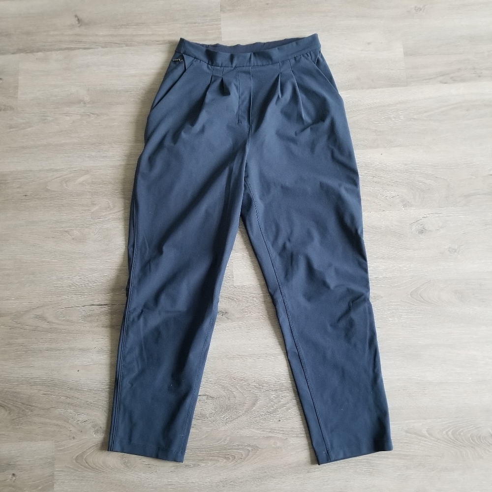 Lululemon Essential High Rise Trouser